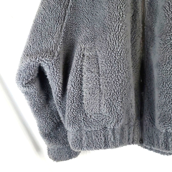 Urban Outfitters Gray Oversized Teddy Jacket‎ - Picture 3 of 6